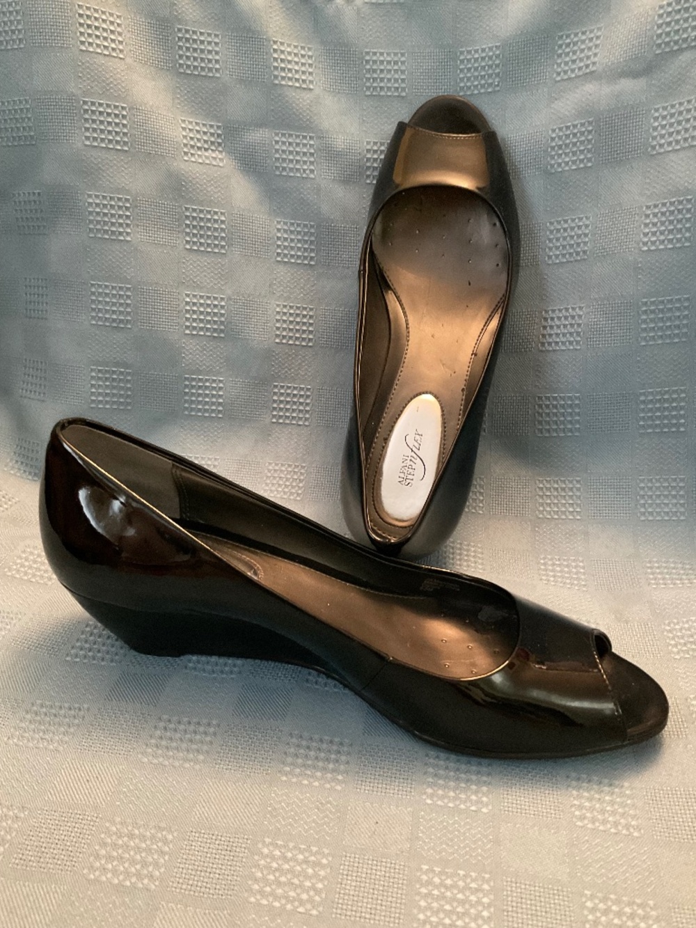 Alfani Step N Flex Sz 6.5 Black Patent Leather Open Toe Wedges
